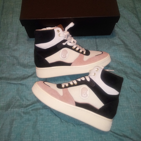 Coach C220 High-Top Sneakers - Picture 4 of 8